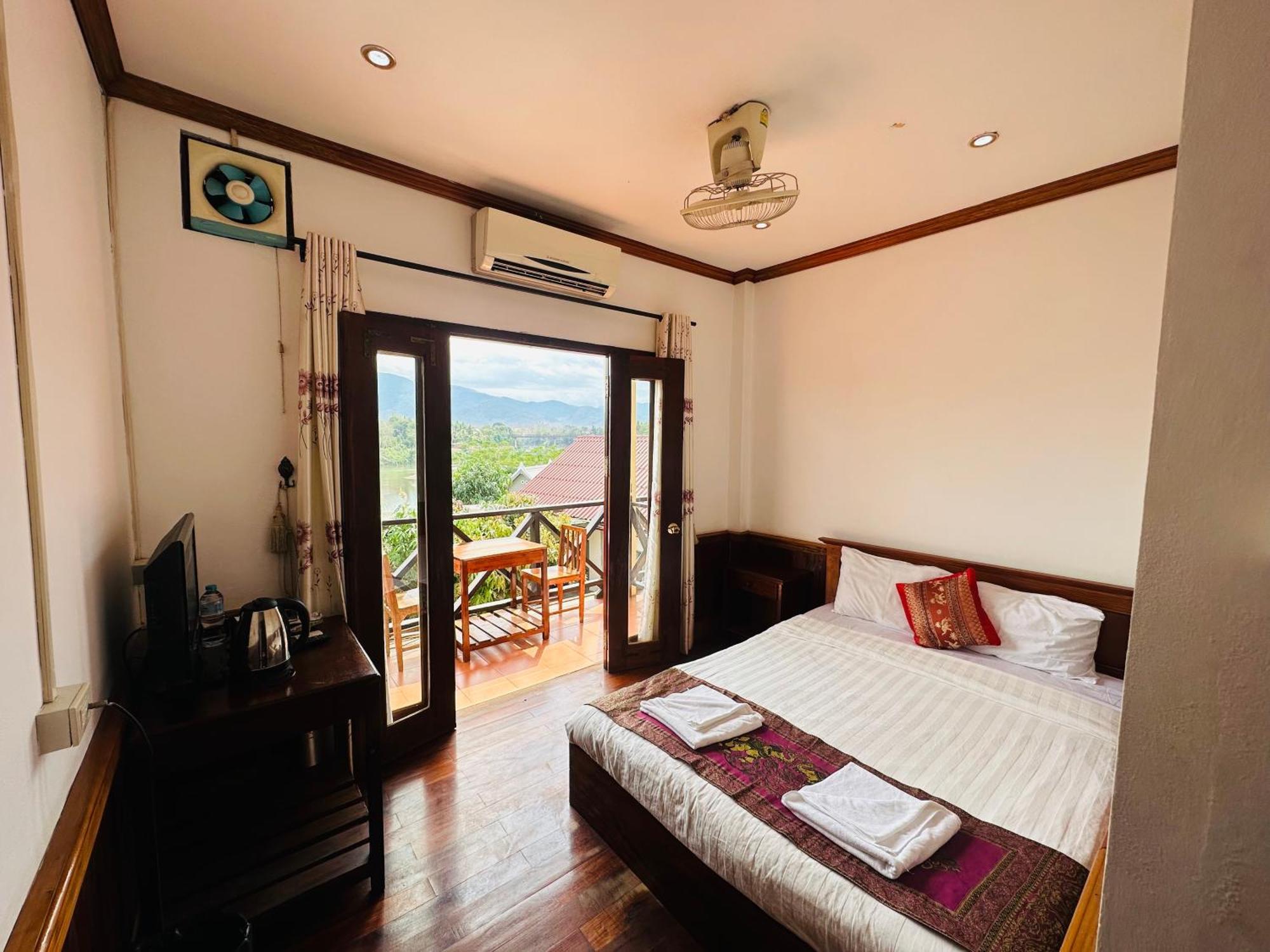 Kingkham Riverside Hotel لوانغ برابانغ المظهر الخارجي الصورة